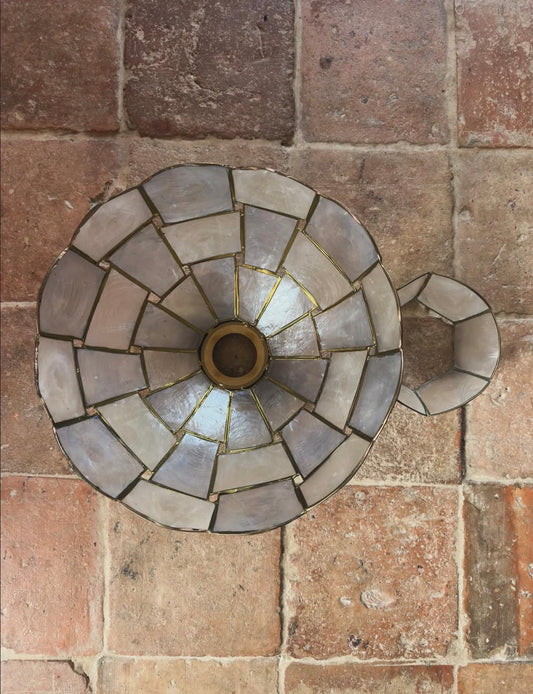 Abat-jour en nacre et laiton