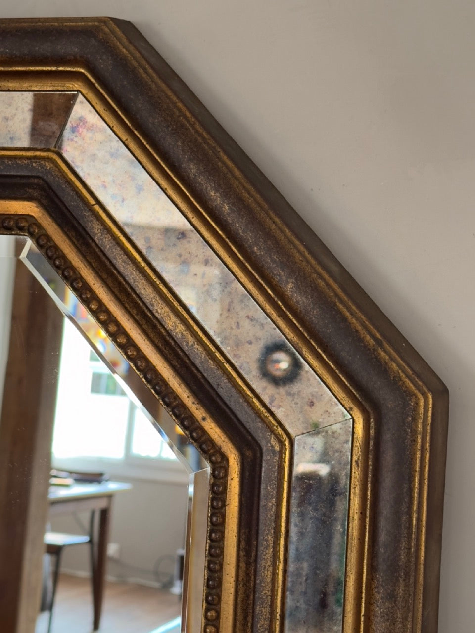 Miroir vintage octogonal doré – Belgique deknudt, années 50