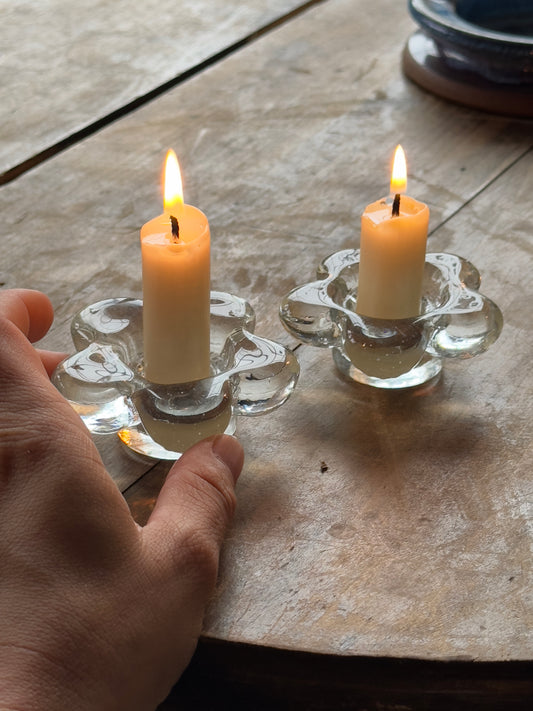 Les petits bougeoirs en verres