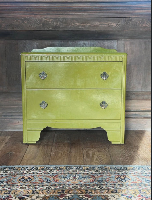 La petite commode colorée