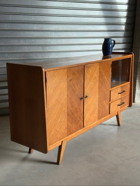 Buffet vintage Victor, surnommé Vik (RÉSERVÉ)