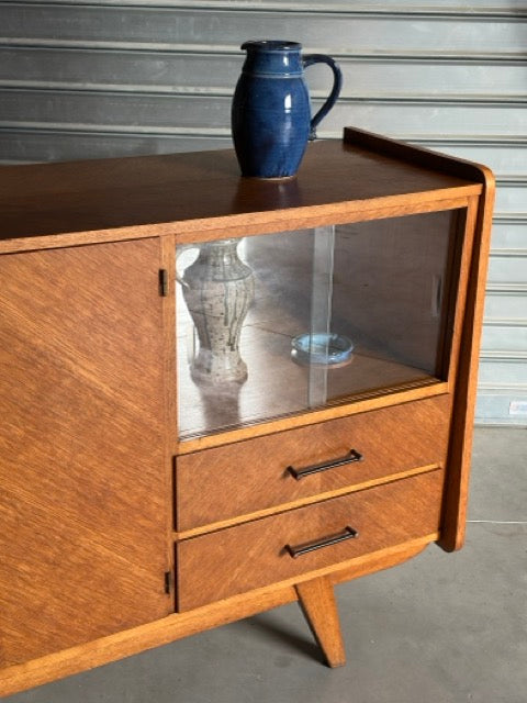 Buffet vintage Victor, surnommé Vik (RÉSERVÉ)