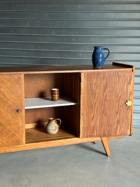 Buffet vintage Victor, surnommé Vik (RÉSERVÉ)