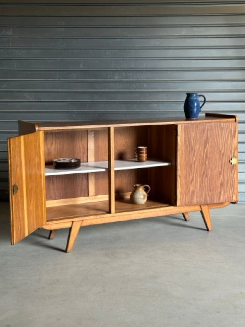 Buffet vintage Victor, surnommé Vik (RÉSERVÉ)