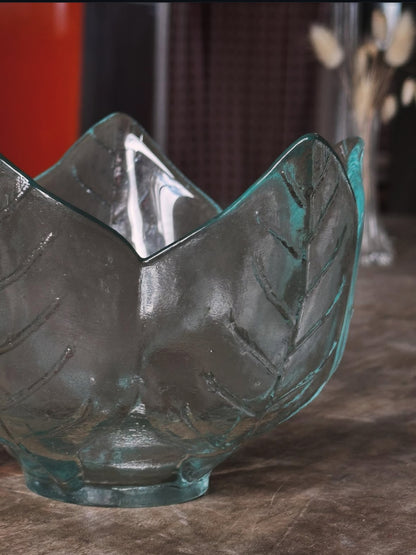 Petit pot en verre épais